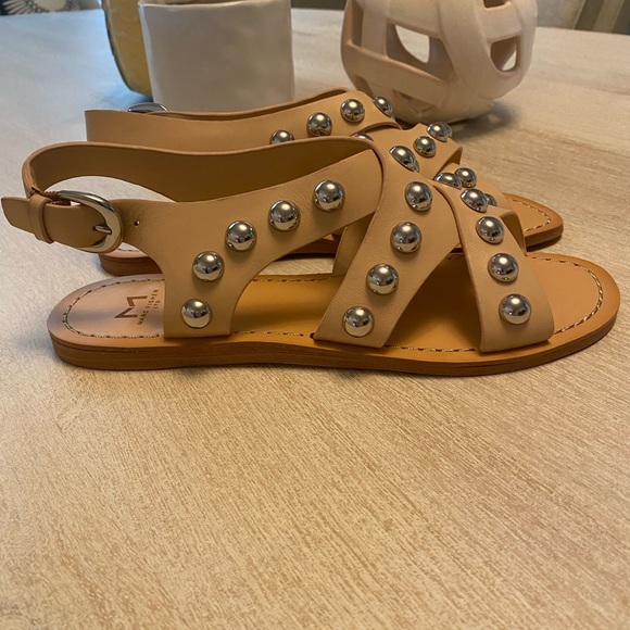 *New* Marc Fisher LTD Prancer Sandal - Picture 5 of 6